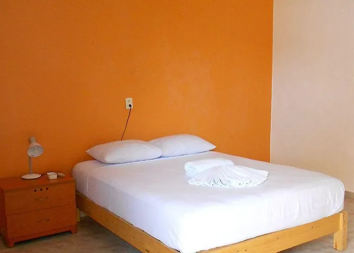 Malix Pek Hotel