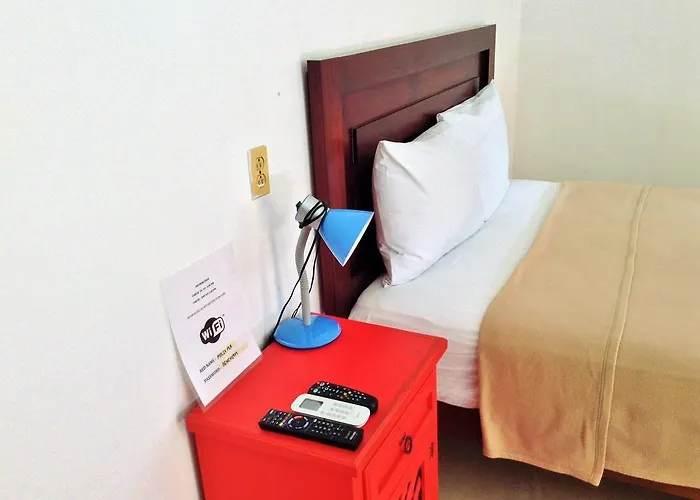 Malix Pek Hotel 2*