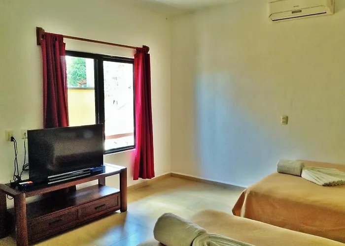 Hotel Malix Pek