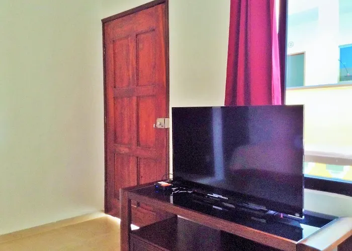 Hotel Malix Pek 2*